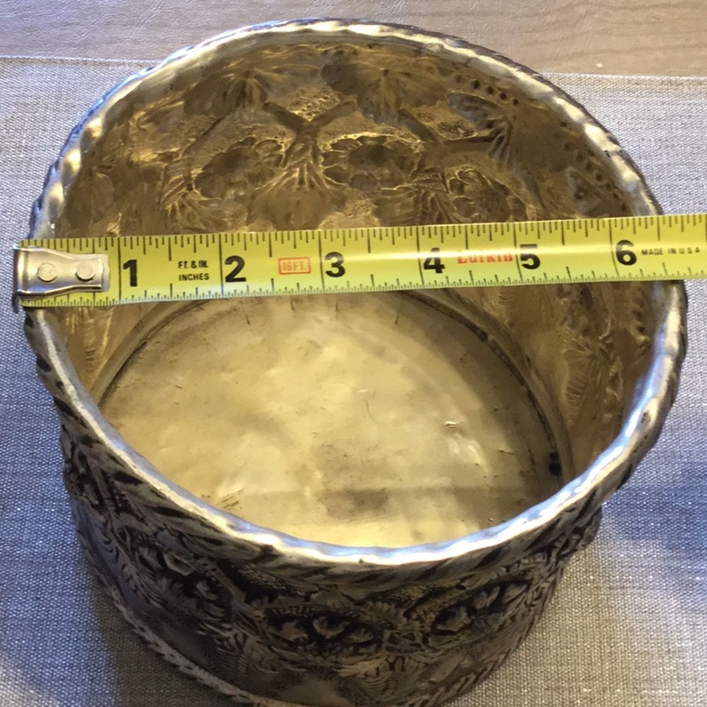 Silver Metal Container, Decorative & Useful. - Picture 3 of 6